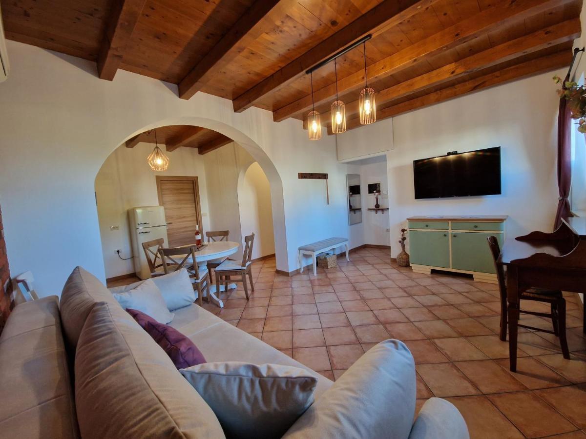 Wine & Apartment Vinales コペル エクステリア 写真