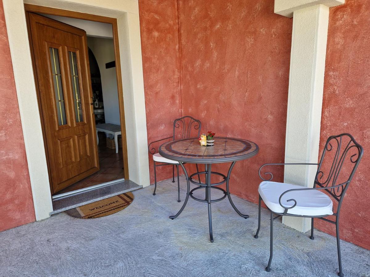 Wine & Apartment Vinales コペル エクステリア 写真